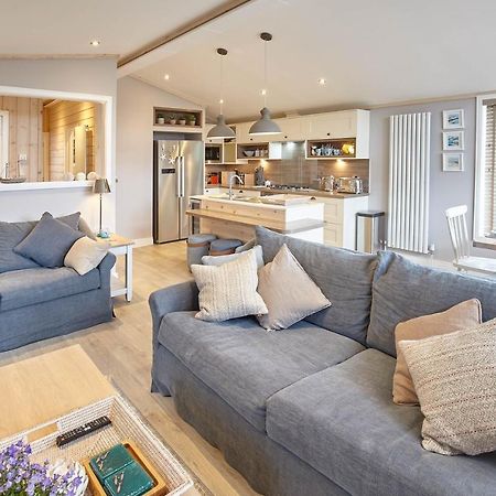 Host & Stay - Puffins Rest Runswick Buitenkant foto